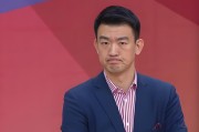 赢上海8分！CBA记者批评广厦队1人：王博早弃用他，不会0-3落后